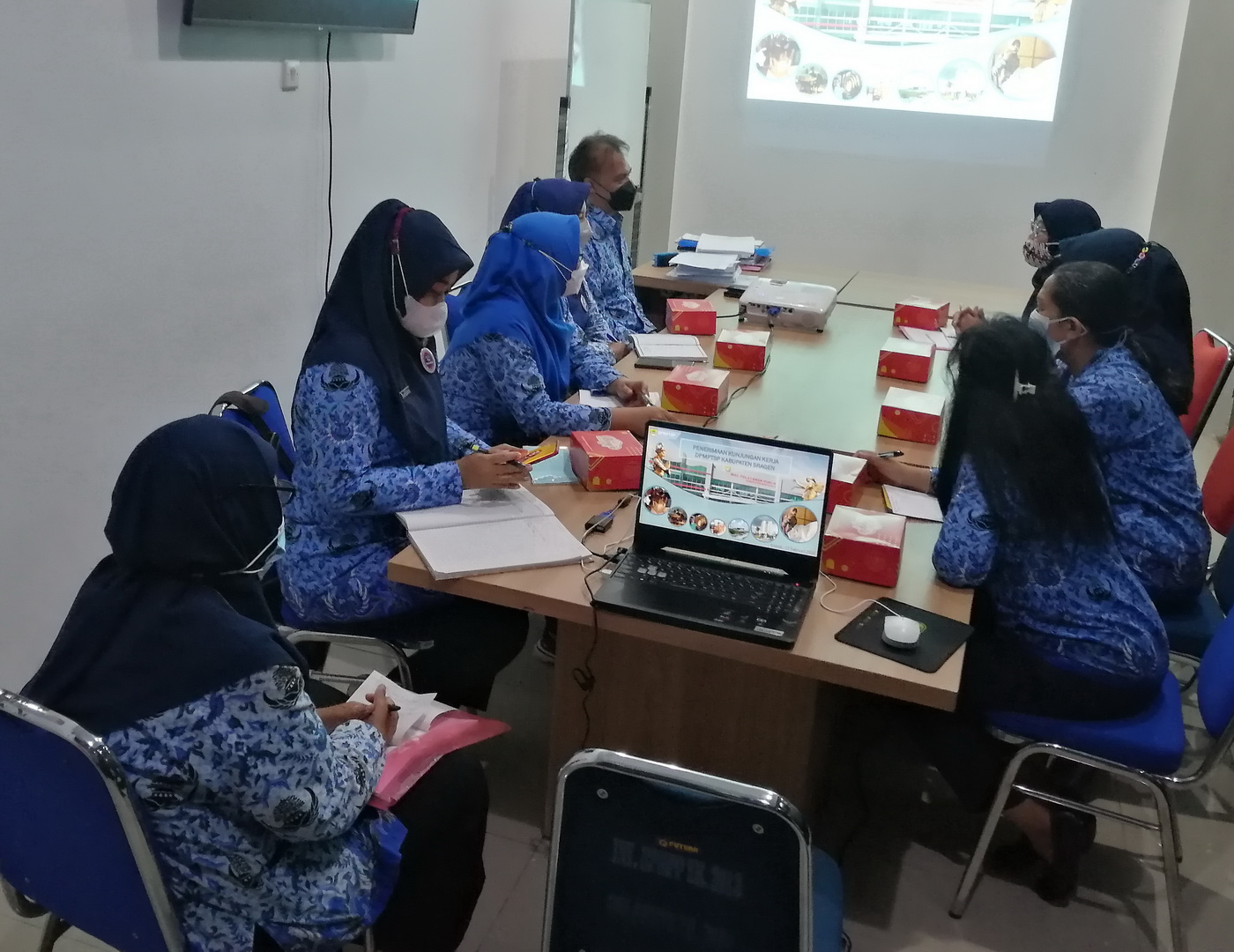 Penerimaan Kunjungan Kerja Dinas PM dan PTSP Kabupaten Sragen